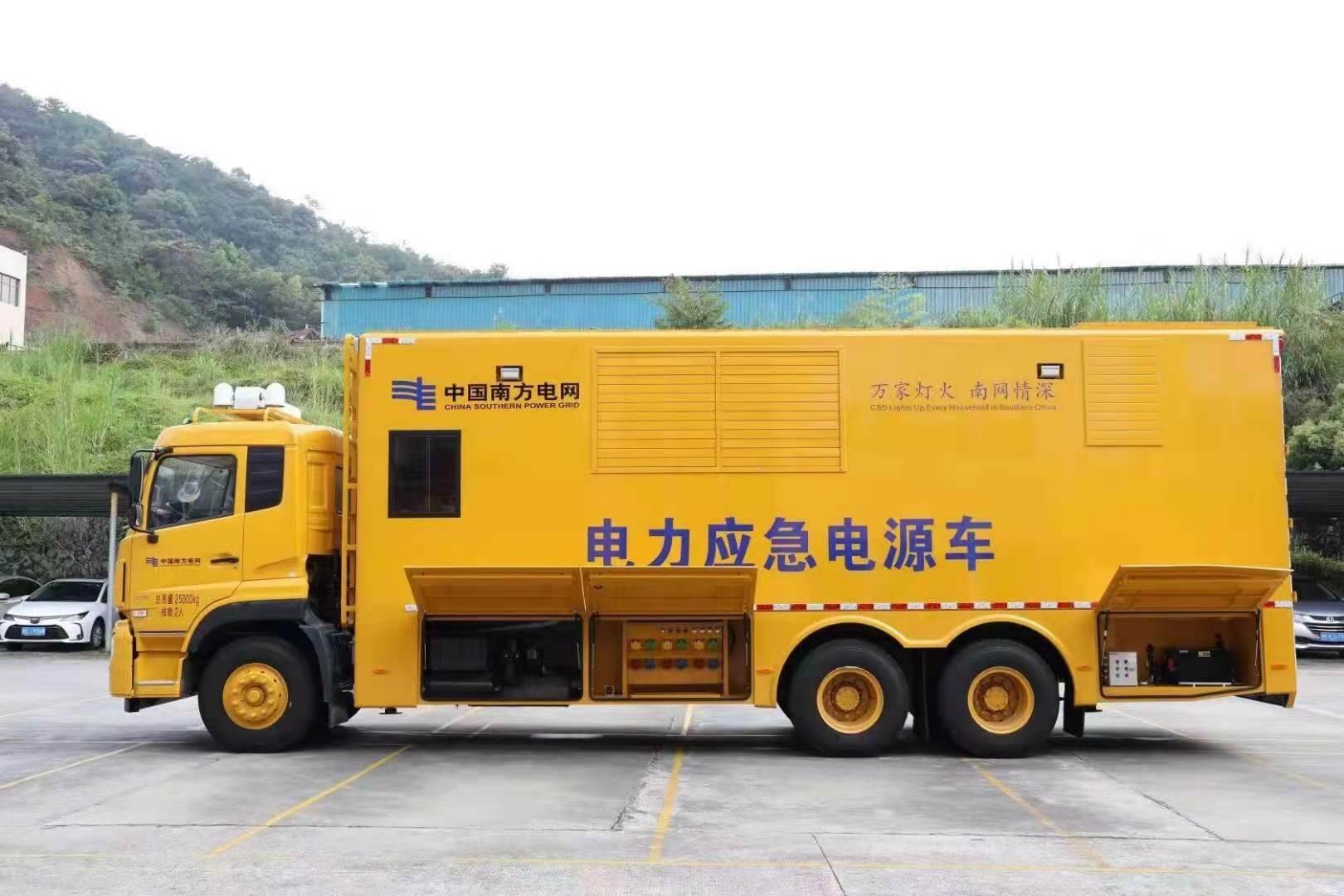维西安康大型柴油发电机发电车UPS电源出租租赁